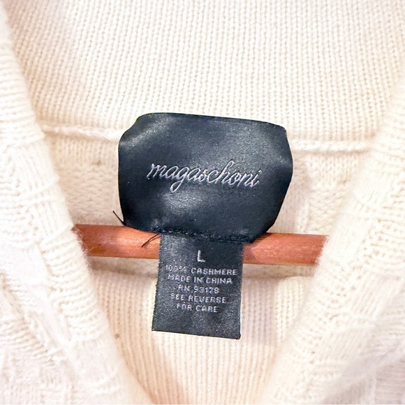 Magaschoni 100% Cashmere Cream Soft Knit Mock Neck Sweater Minimal Luxury L - Picture 4 of 9